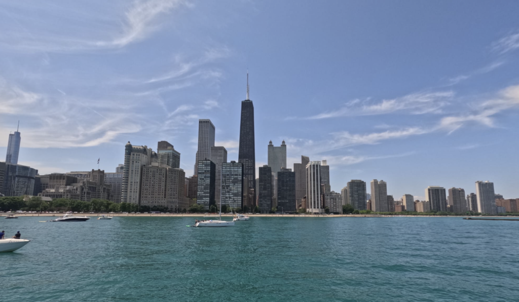 Chicago Fourth of July on a Yacht – Why It’s the Best Way to Watch the Fireworks