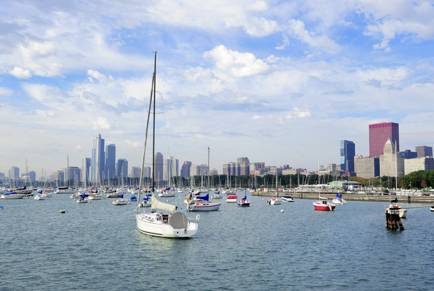 Ultimate Guide to Safety & Etiquette on a Captained Yacht Charter in Chicago
