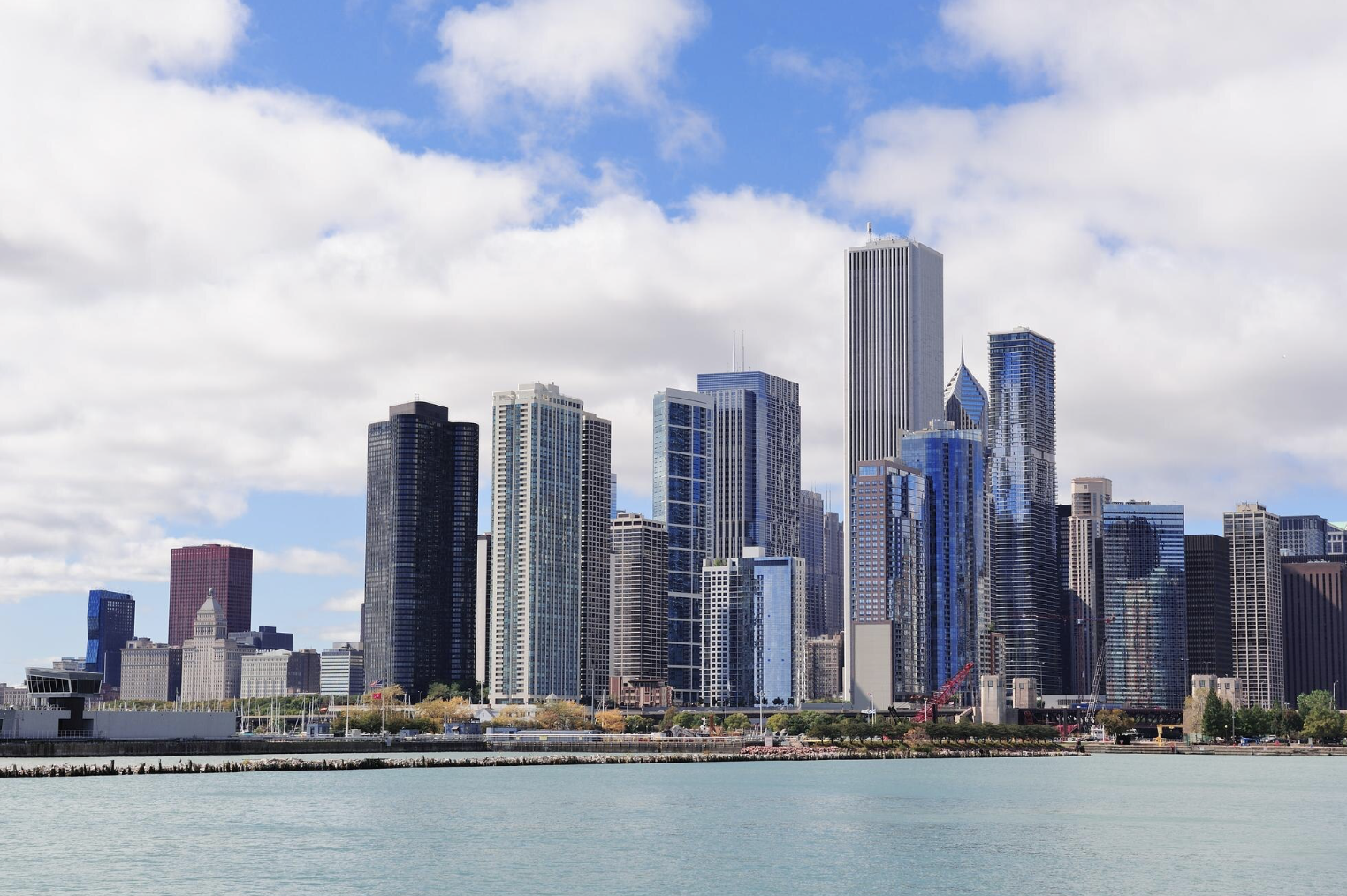 How to Plan a VIP Family Day on Lake Michigan: Yacht Rentals for All Ages